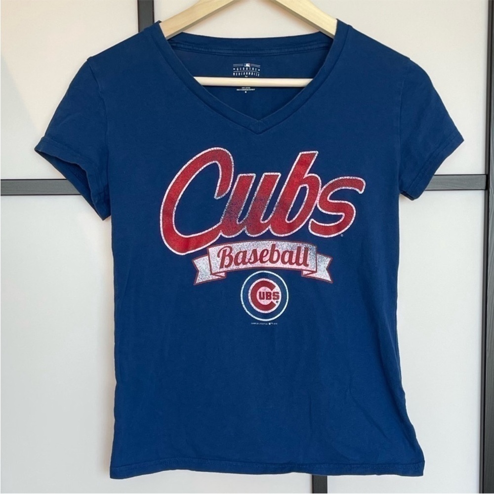 Cubs V neck short sleeve t-shirt
